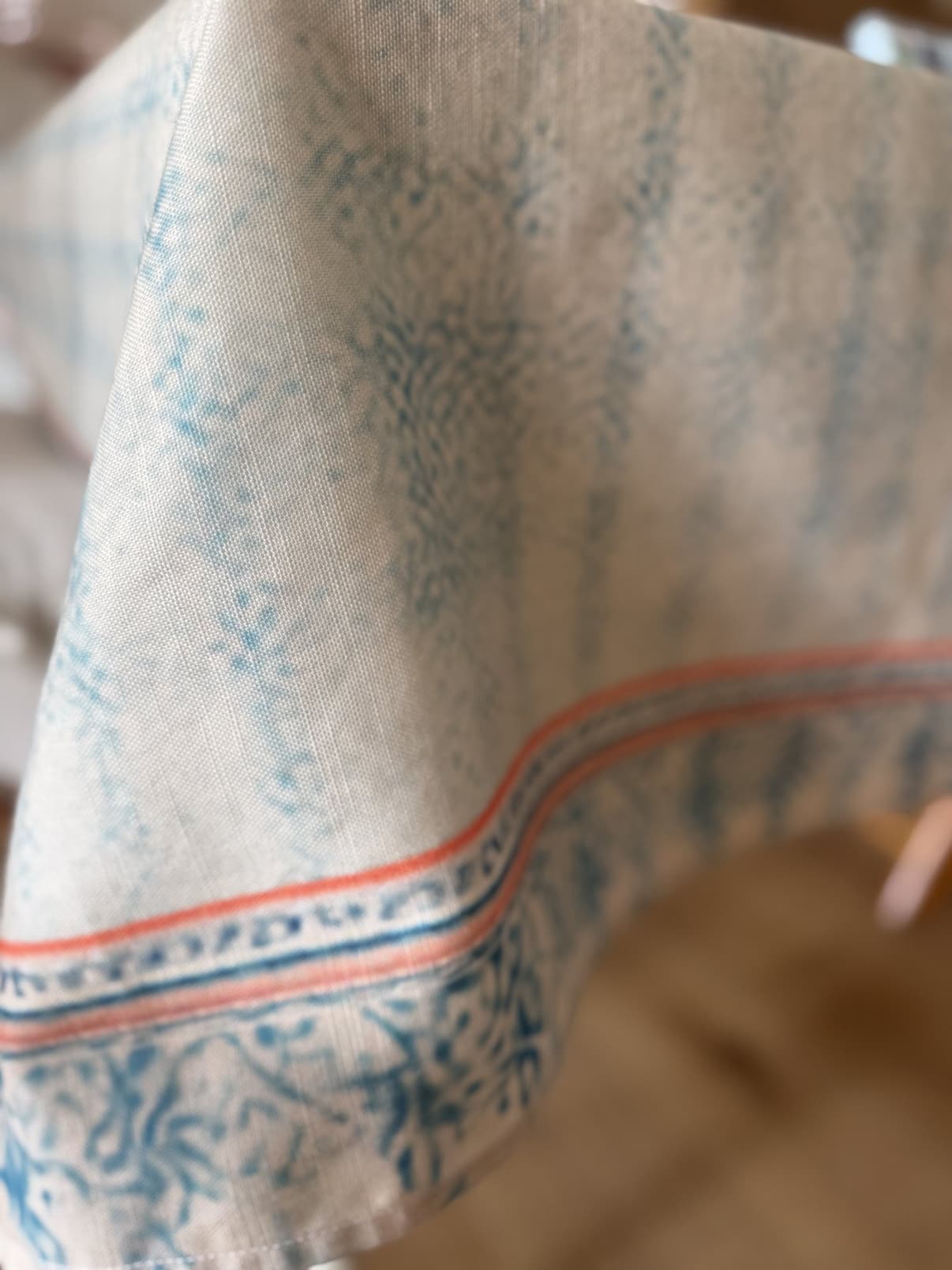 Marlene tablecloth border detail